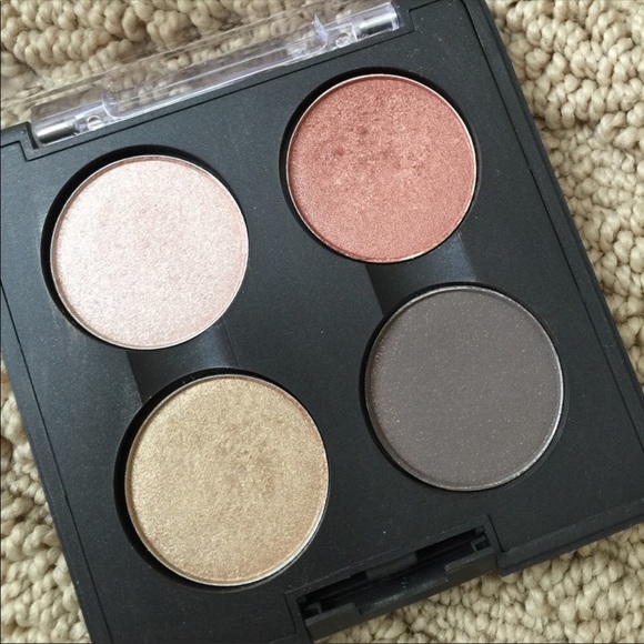 MAC shadows - Picture 6 of 6